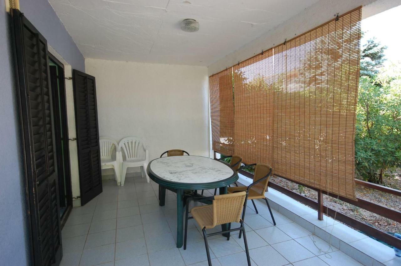 נייביצה Apartments Juric By El-Pi Tours מראה חיצוני תמונה
