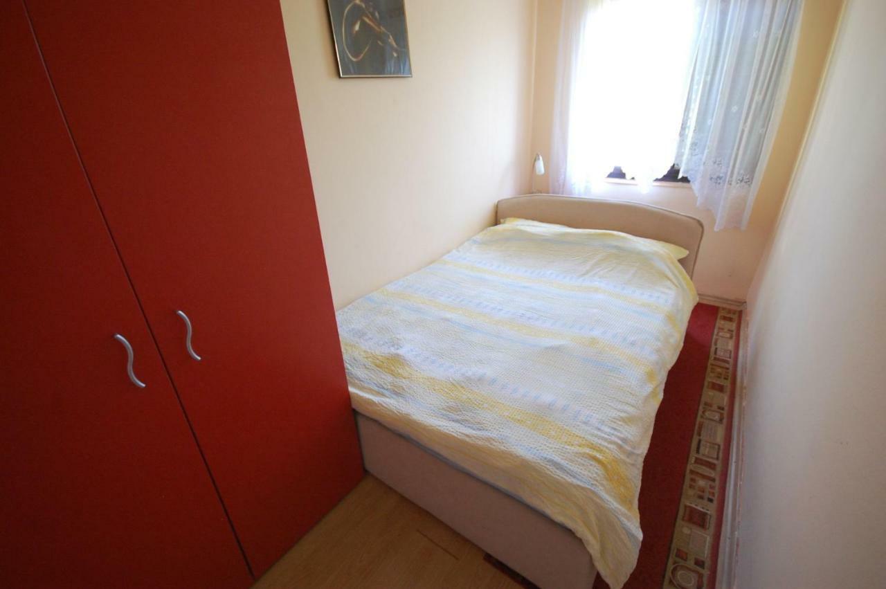 נייביצה Apartments Juric By El-Pi Tours מראה חיצוני תמונה