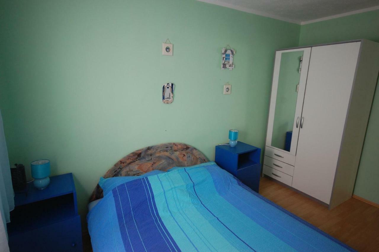 נייביצה Apartments Juric By El-Pi Tours מראה חיצוני תמונה