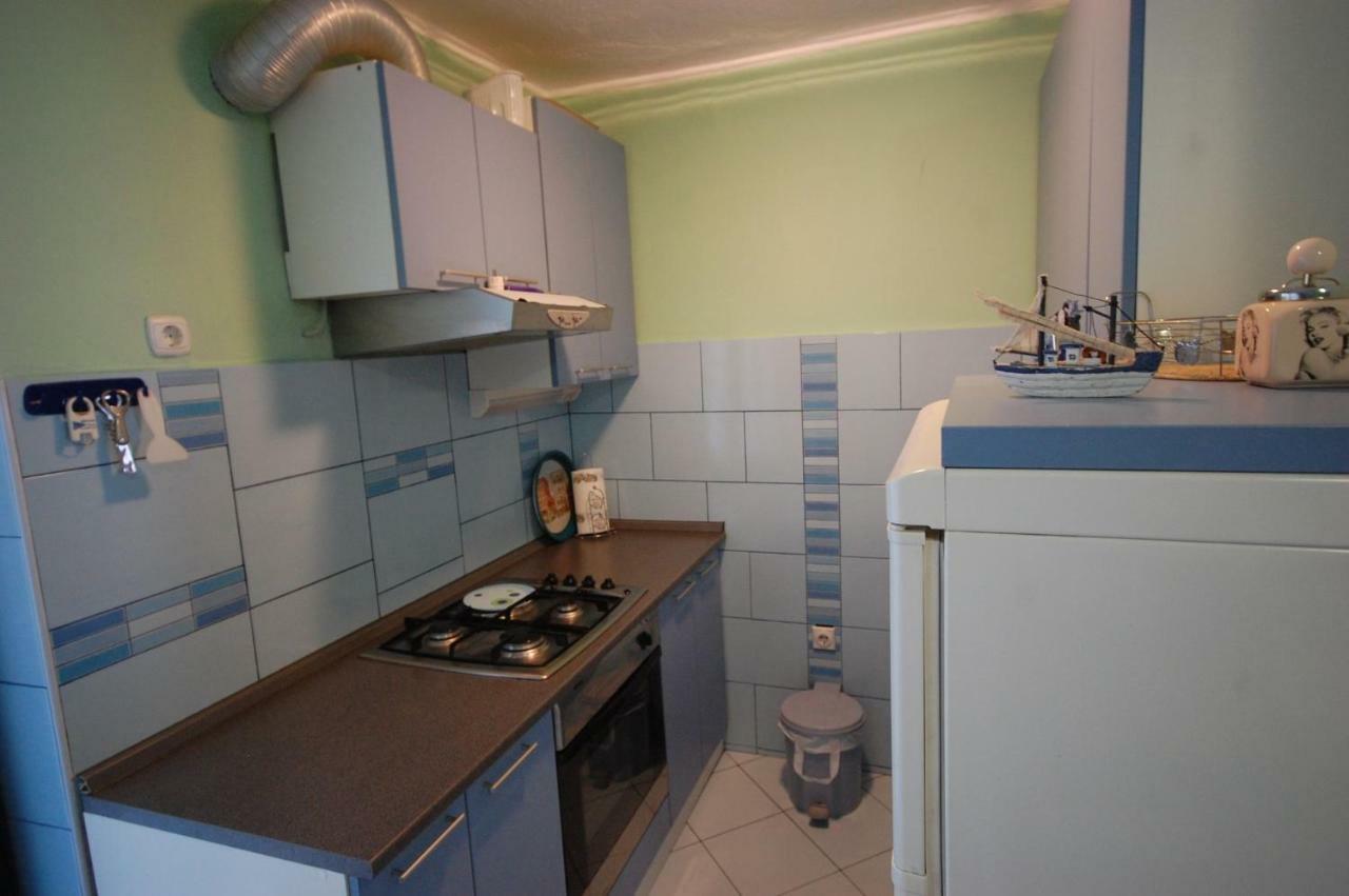 נייביצה Apartments Juric By El-Pi Tours מראה חיצוני תמונה