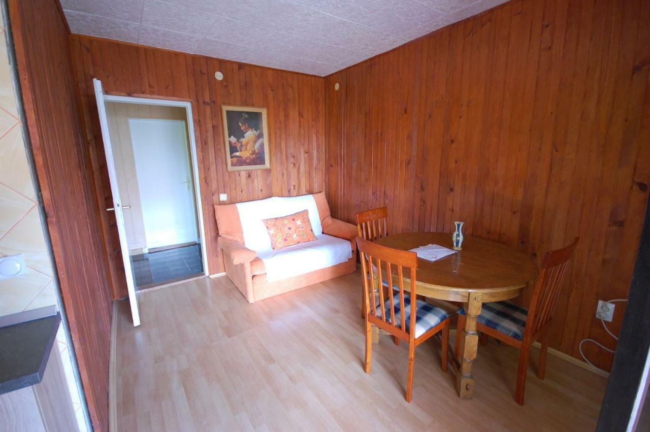 נייביצה Apartments Juric By El-Pi Tours מראה חיצוני תמונה