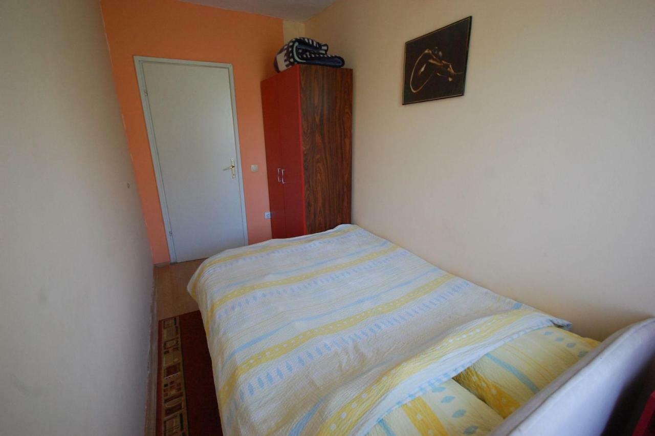 נייביצה Apartments Juric By El-Pi Tours מראה חיצוני תמונה